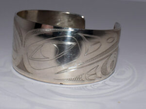 silver raven bracelet